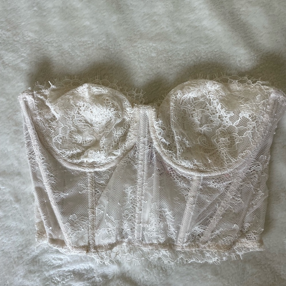 Victoria's Secret Dream Angels Cream Lace Bustier
